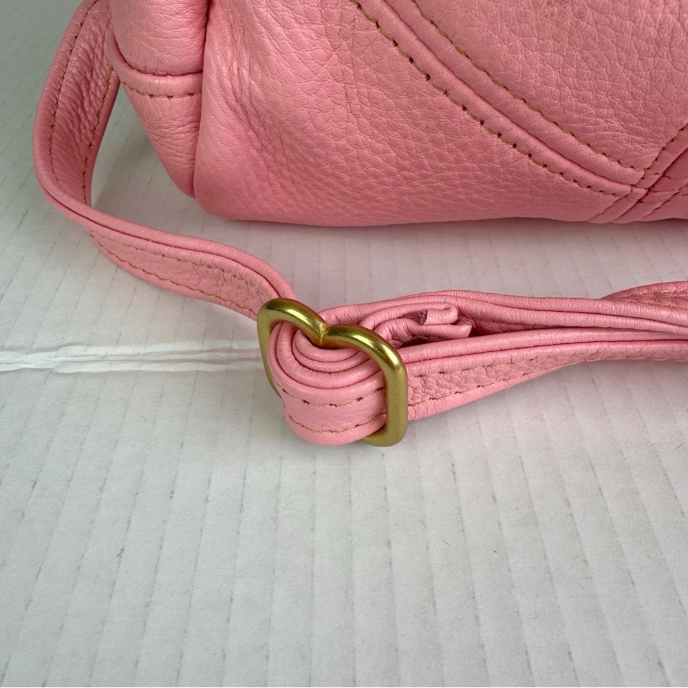 Victoria Leather pink pebble leather teardrop shape crossbody bag - Picture 9 of 14